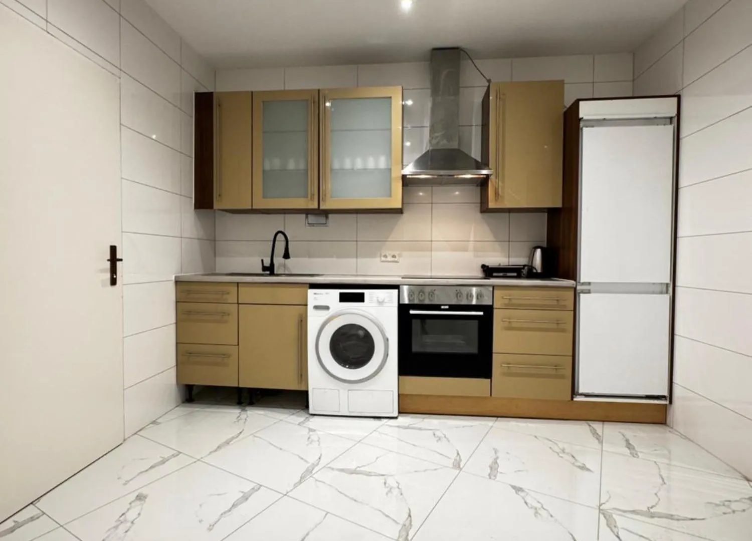 Apartment Comfy & Cozy 4Br Shared Apt Next To Kaufpark Alterlaa Vienna