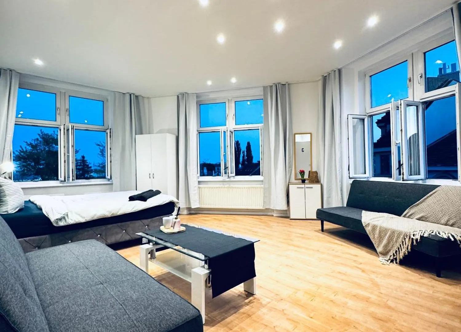 Comfy & Cozy 4Br Shared Apt Next To Kaufpark Alterlaa Vienna