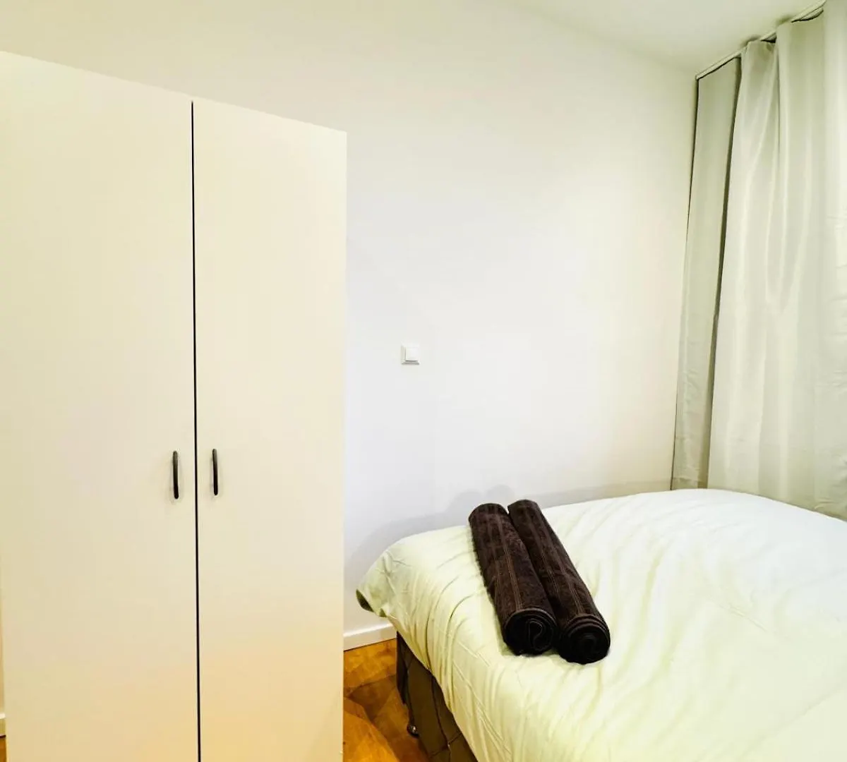 Comfy & Cozy 4Br Shared Apt Next To Kaufpark Alterlaa Vienna Apartment