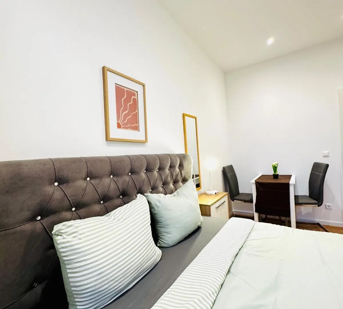 Comfy & Cozy 4Br Shared Apt Next To Kaufpark Alterlaa Vienna