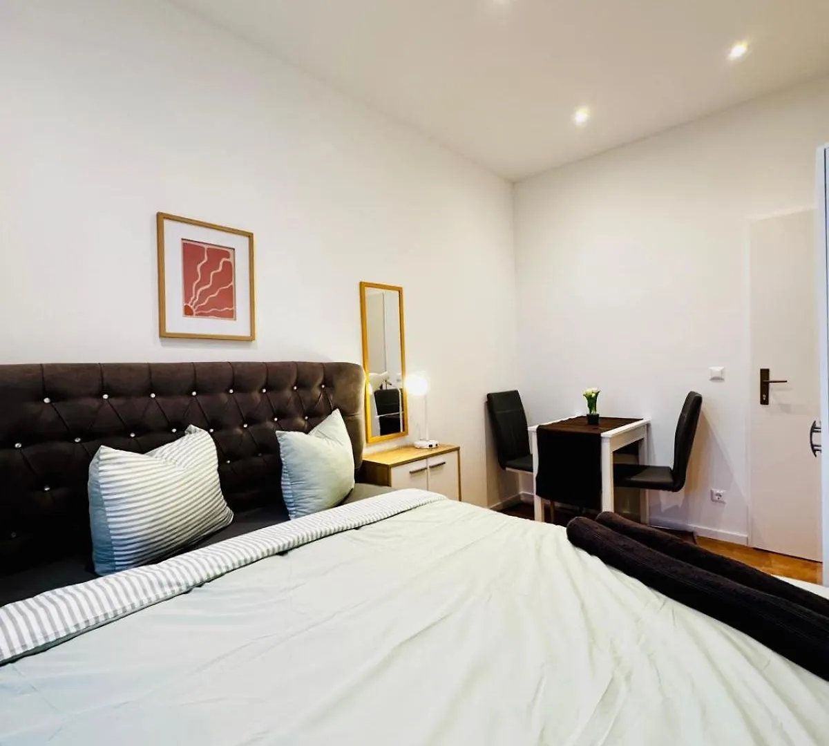 Comfy & Cozy 4Br Shared Apt Next To Kaufpark Alterlaa Vienna