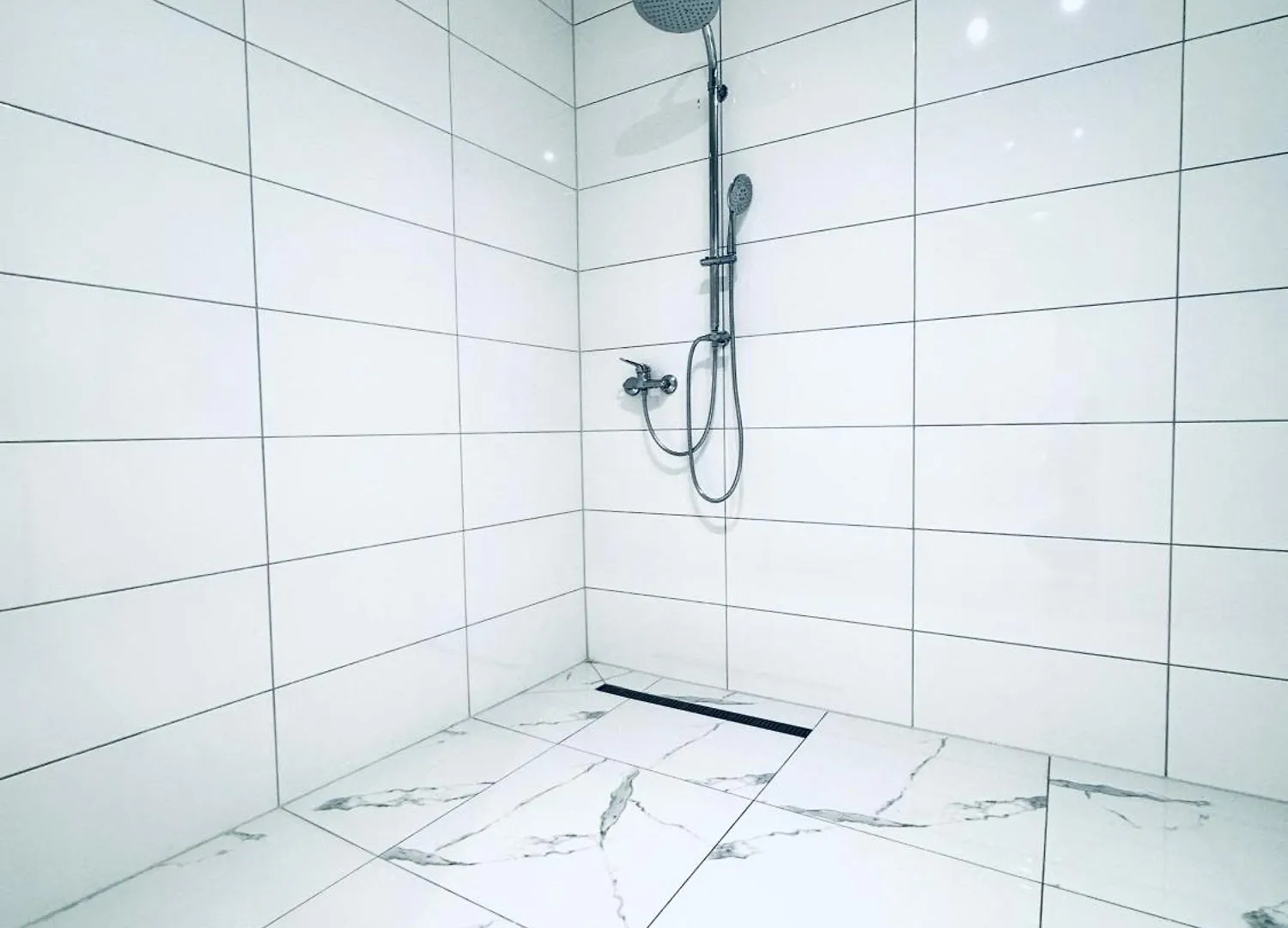 Comfy & Cozy 4Br Shared Apt Next To Kaufpark Alterlaa Wien Lejlighed