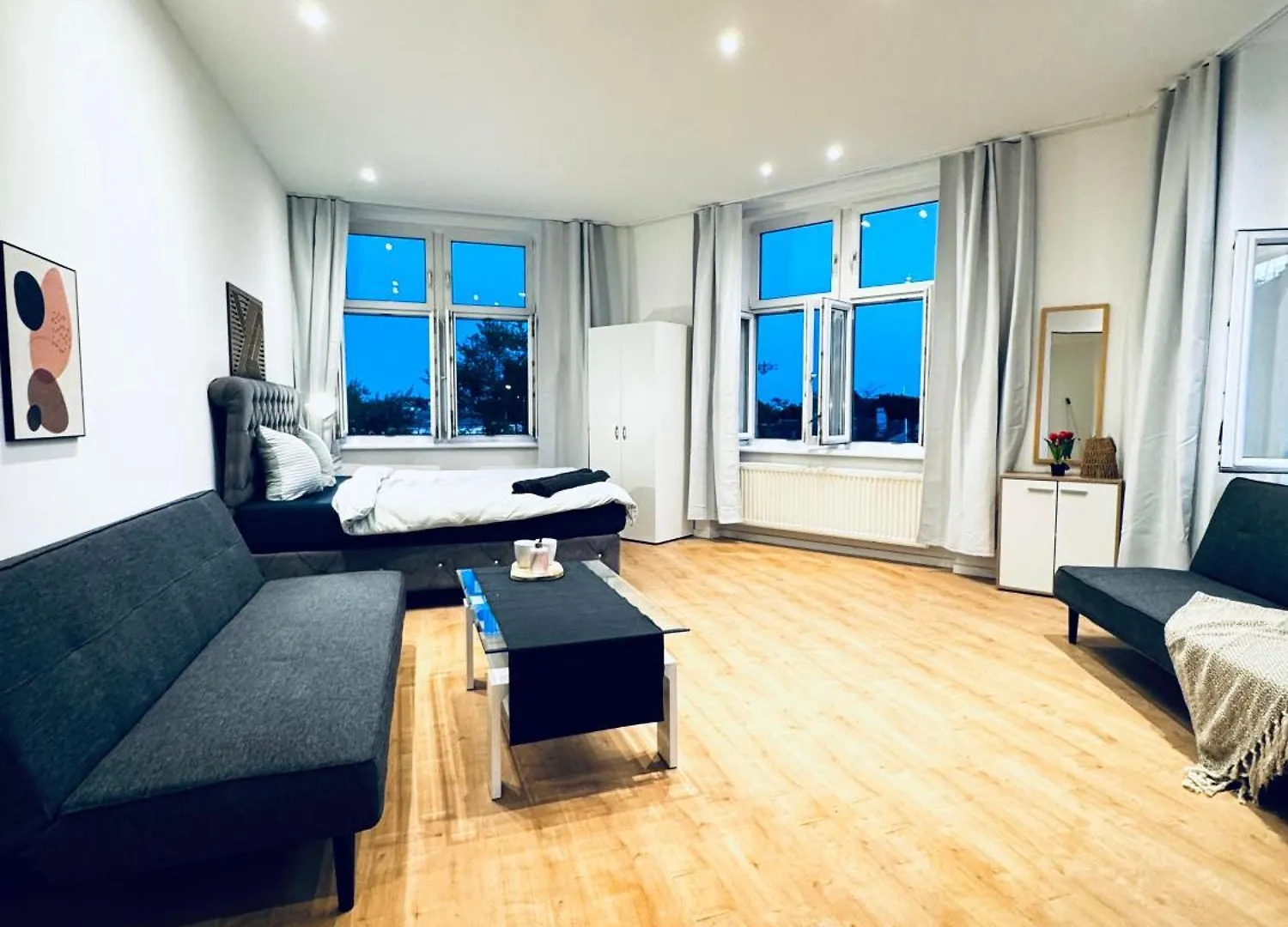 Lejlighed Comfy & Cozy 4Br Shared Apt Next To Kaufpark Alterlaa Wien