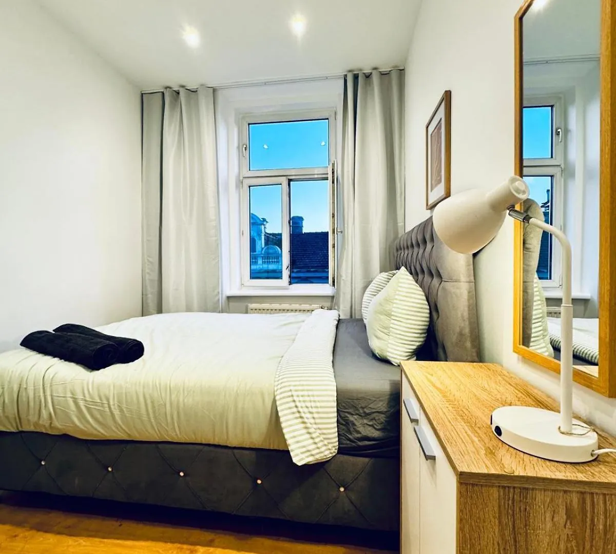 Lejlighed Comfy & Cozy 4Br Shared Apt Next To Kaufpark Alterlaa Wien